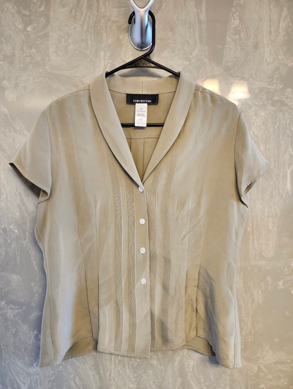 VTG Jones New York Beige Silk Blouse
